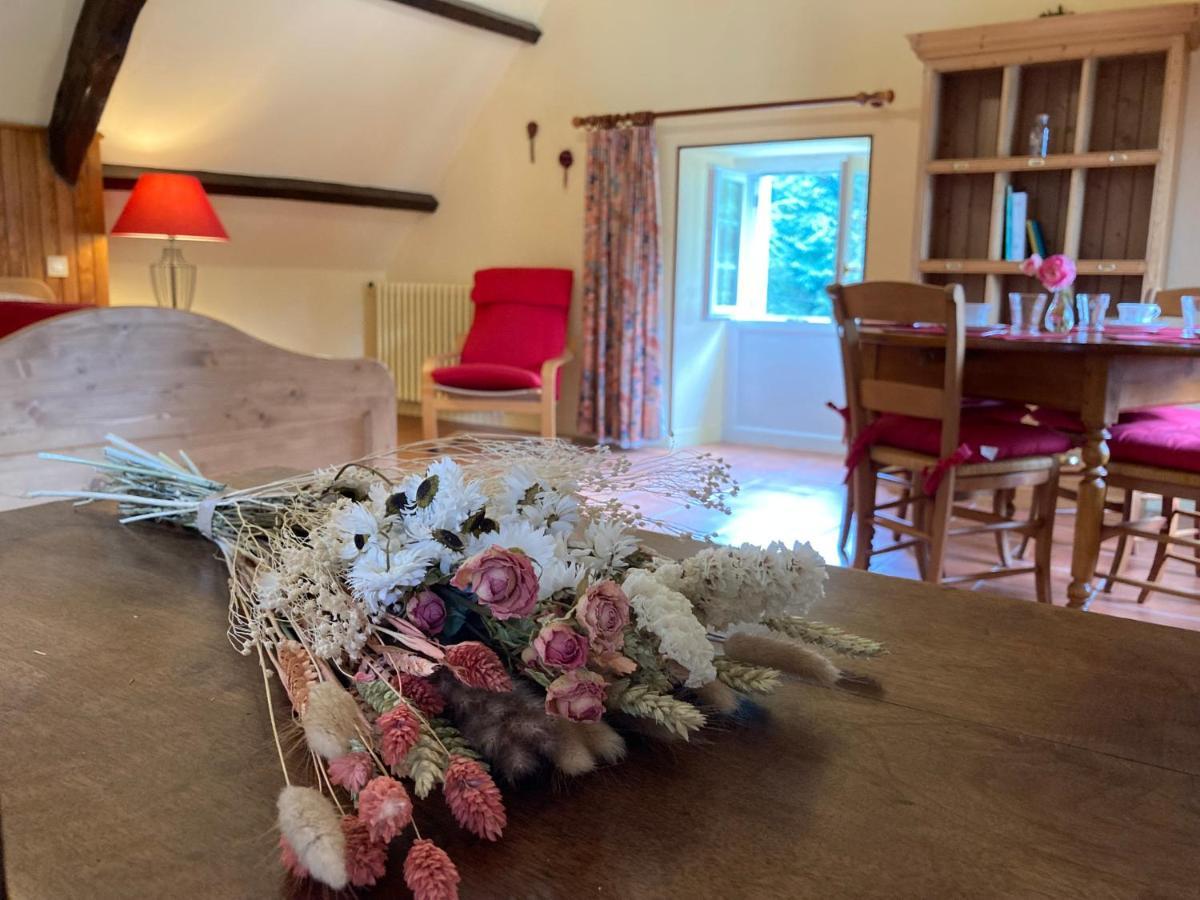 Manoir De Saint-Fiacre Bed and Breakfast Malansac Exteriör bild